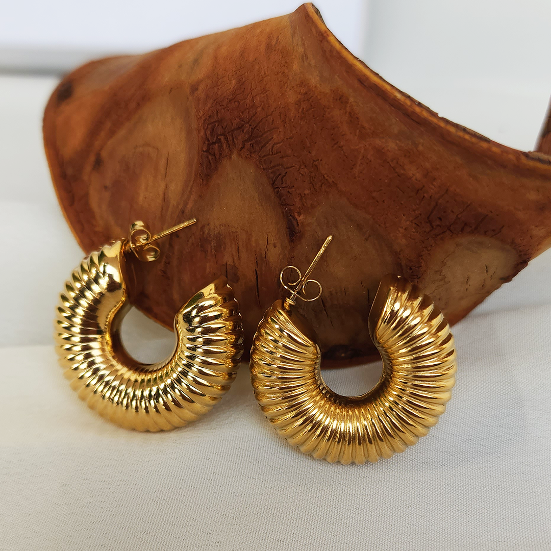 Chunky Croissant Hoop Earings